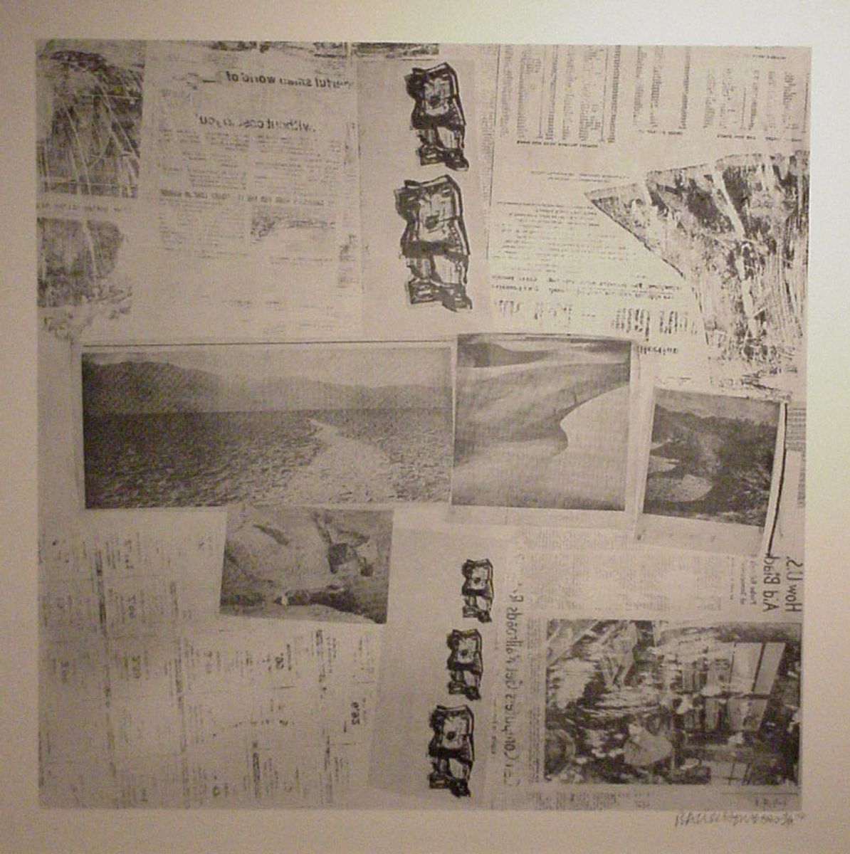Licensed by Artists Rights Society (ARS) New York, NY http://www.arsny.com/
© Robert Rauschenberg Foundation https://www.rauschenbergfoundation.org/